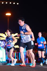 BIB: 462
                            <button type="button" onclick="openModal(22978233)" class="btn btn-primary btn-sm float-right btn-popup" data-toggle="modal" data-target=".modal-high-quality">
                        <i class="fas fa-shopping-cart"></i> Add to Cart
                    </button>
                                            <button type="button" onclick="isThisMe(22978233, true)" class="btn btn-success btn-sm float-right btn-popup btn-isme hidden" data-toggle="tooltip" data-placement="bottom" title="นี่คือรูปของคุณใช่ไหม คลิกที่นี่เพื่อเอาเข้าอัลบั้ม">
                        <i class="fas fa-plus"></i> Add to album
                    </button>
                    <button type="button" onclick="isThisMe(22978233, false)" class="btn btn-warning btn-sm float-right btn-popup btn-isnotme hidden">
                        <i class="fas fa-ban"></i> Remove from album
                    </button>